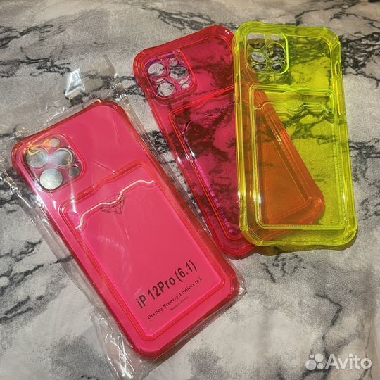 Чехол на iPhone 12 про