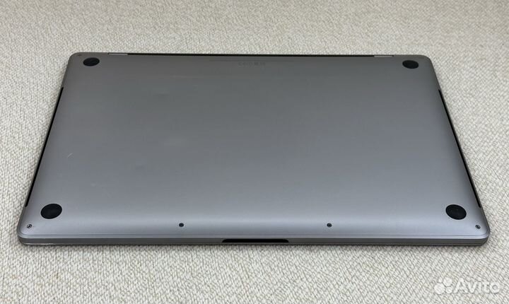 Macbook PRO 15 2016 с touch bar