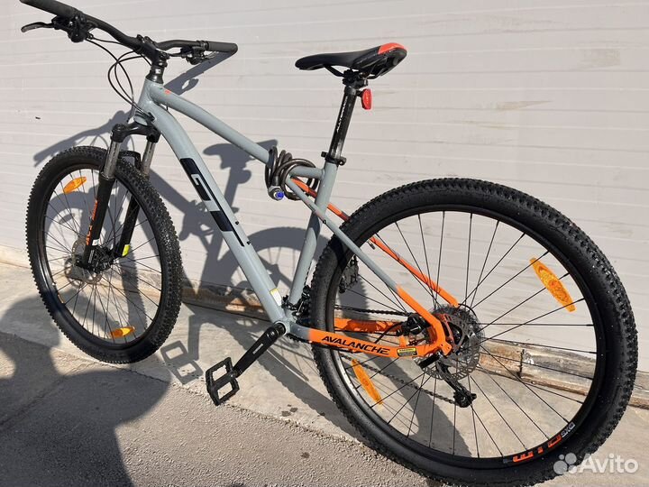 Велосипед GT avalanche sport 29