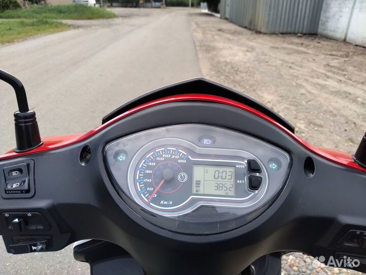 Скутер SYM Jet4 50