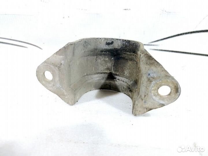 Скоба переднего стабилизатора BMW E39