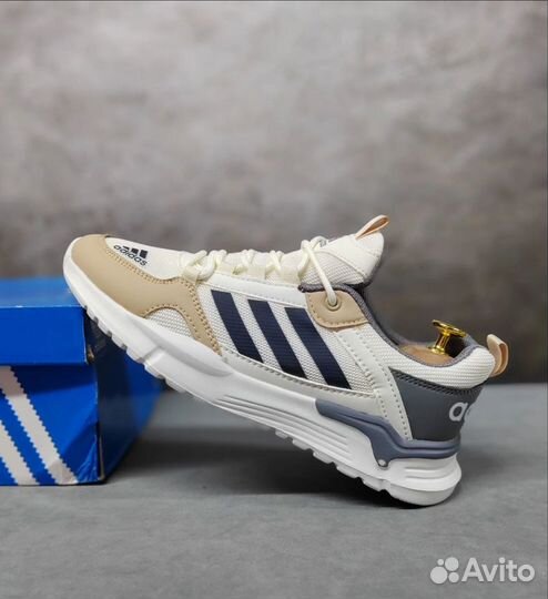 Кроссовки мужские adidas