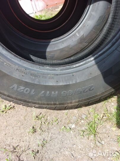 Kumho Ecsta HS52 225/65 R17 V