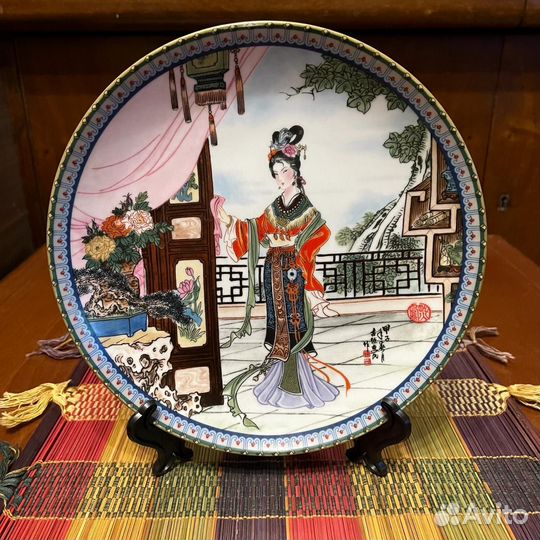 Декоративная коллекционная тарелка 1986г