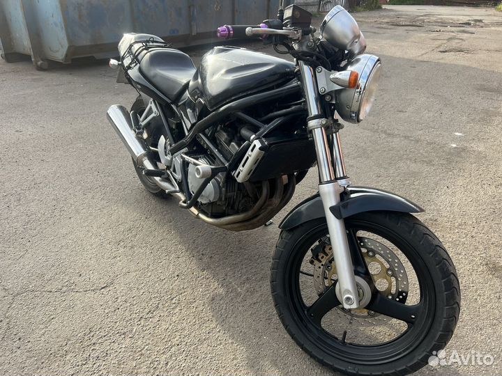 Suzuki bandit GSF 250