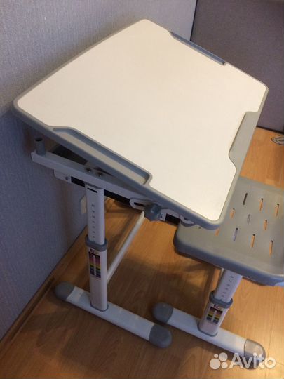 Парта растущая со стулом