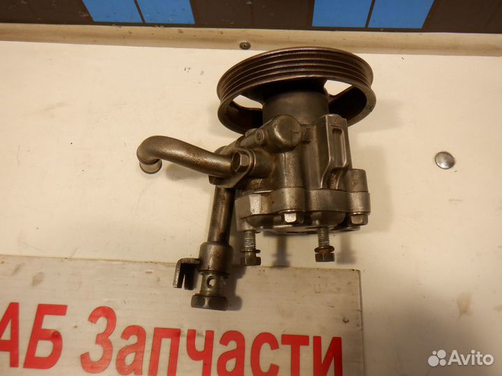 Насос гидроусилителя Nissan Murano Z50 VQ35DE