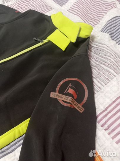 Куртка женская туристическая