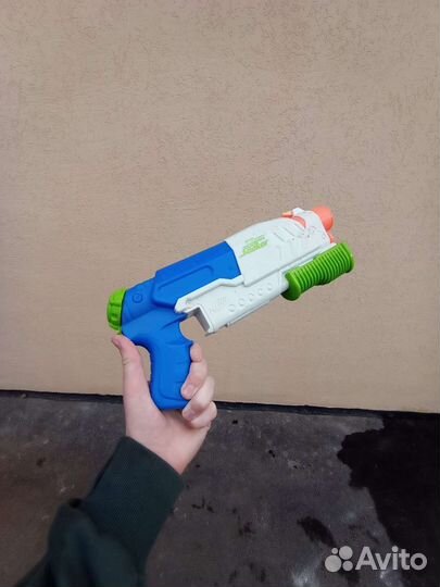 Водяной пистолет