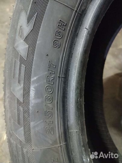 Bridgestone Dueler H/P Sport 215/60 R17 96H