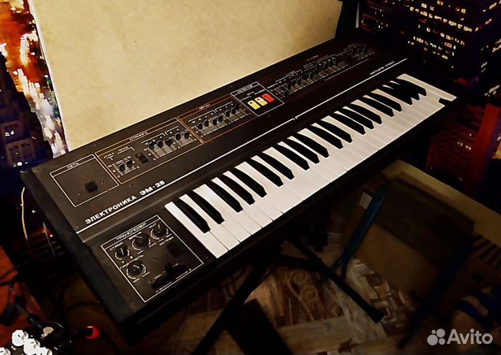 Синтезатор Электроника эм-25