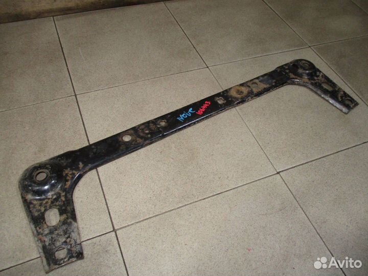 Балка передняя поперечная Nissan Note (E11)