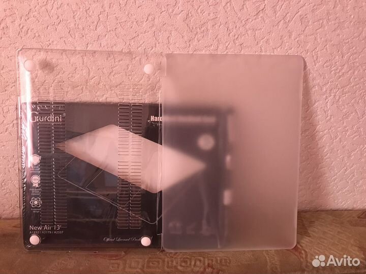 Пластиковый чехол Gurdini для MacBook Air 13