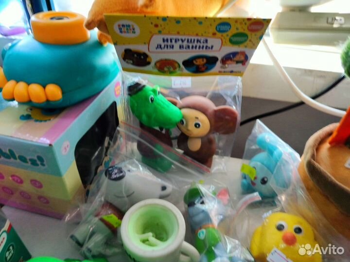 Чебурашка и Гена для купания