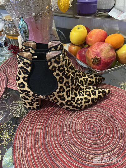 Казаки zara 39 мех пони