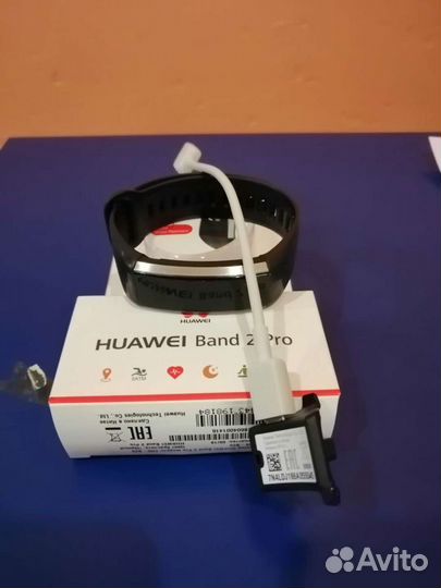 Умный браслет-трекер huawei