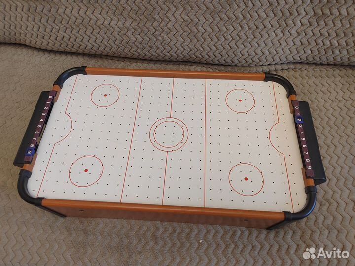 Настольный аэрохоккей