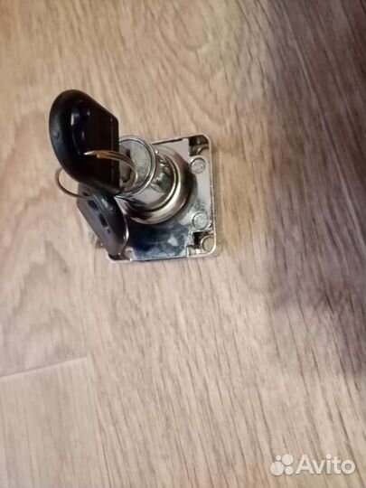 Мебельный замок