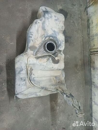 Бензобак Transporter T4