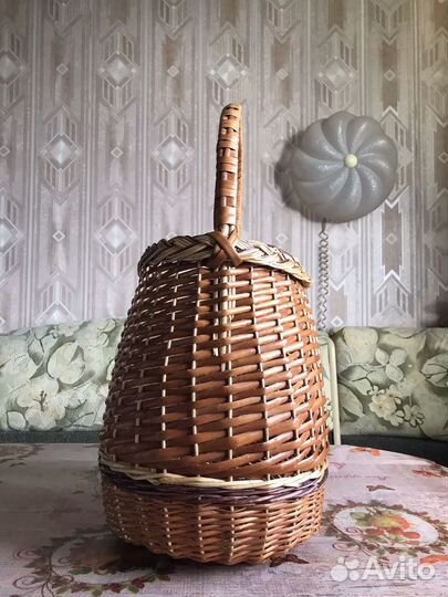 Корзинка плетенная