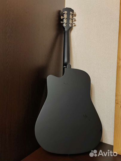 Гитара акустическая чёрная 0844