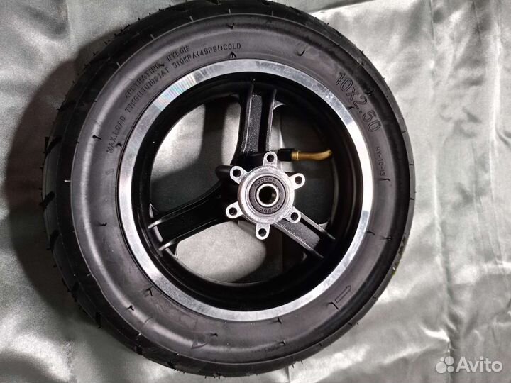 Колесо для скутера на 10*2,5