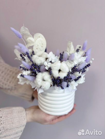 Композиция из сухоцветов