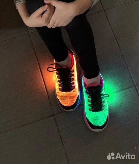 Кроссовки с подсветкой Skechers luminators