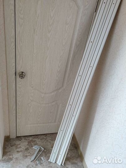 Карниз потолочный двухрядный бу