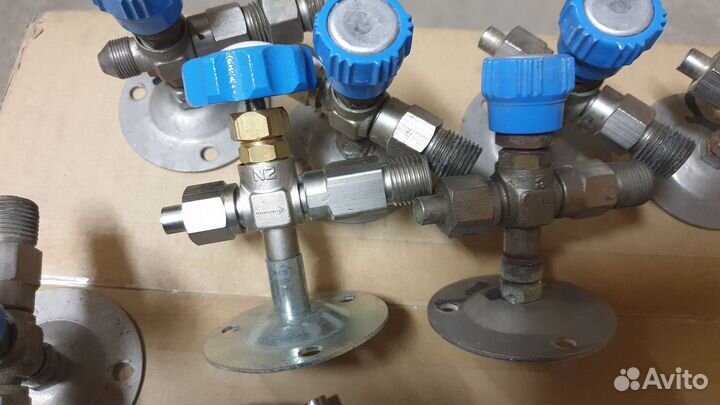 Вентиль кислородный (запорный клапан)