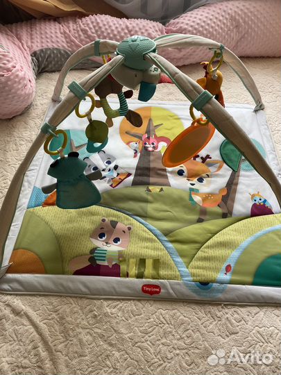 Детский коврик, предкроватный мобиль