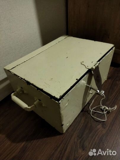 Ящик сейф металлический