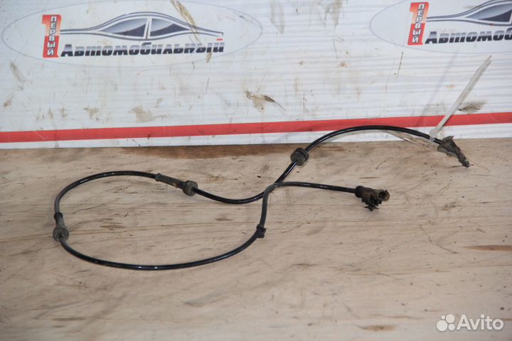 Датчик ABS перед c Nissan Bluebird Sylphy KG11 MR20DE