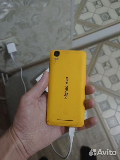 Highscreen Easy L, 8 ГБ