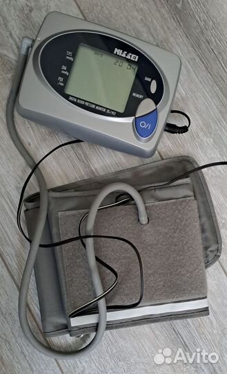 Прибор для измерения артериального давления