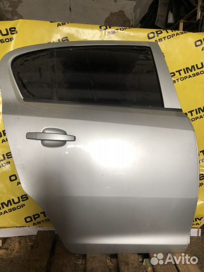 Дверь задняя правая Opel Corsa D