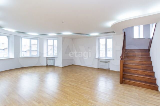 5-к. квартира, 252,1 м², 7/10 эт.