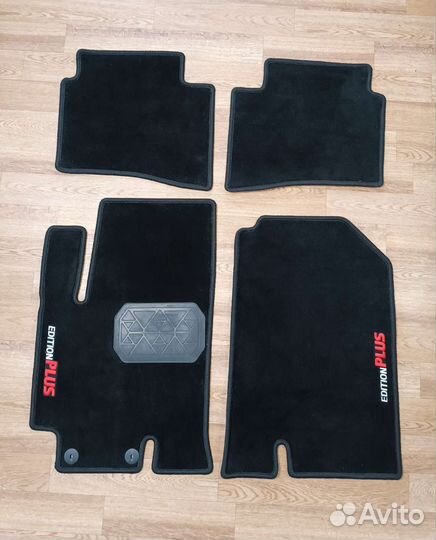 Набор велюровых ковриков для Kia Rio