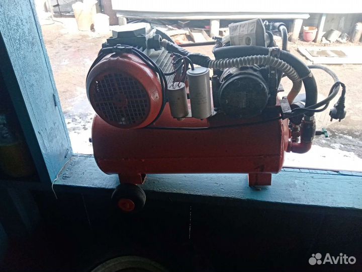 Компрессор воздушный 220в бу