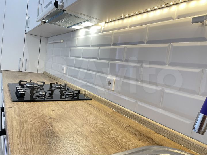 2-к. квартира, 63 м², 16/18 эт.