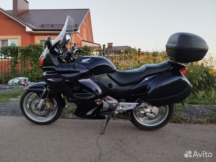 Хонда Девиль NT650V