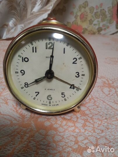 Часы будильник СССР
