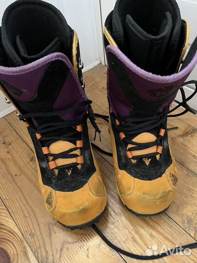 Сноубордические ботинки женские 36