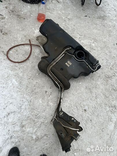 Топливный бак Skoda Rapid 2019 год