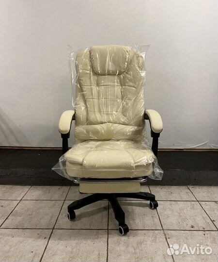 Офисное кресло 707F с подножкой