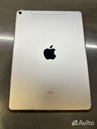 iPad pro 9.7 Ростест 32 гб wifi + sim
