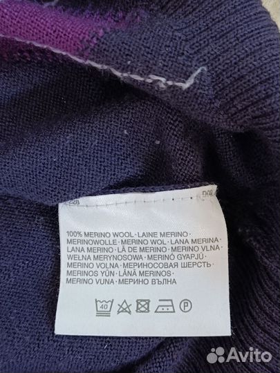 Свитер (размер S)