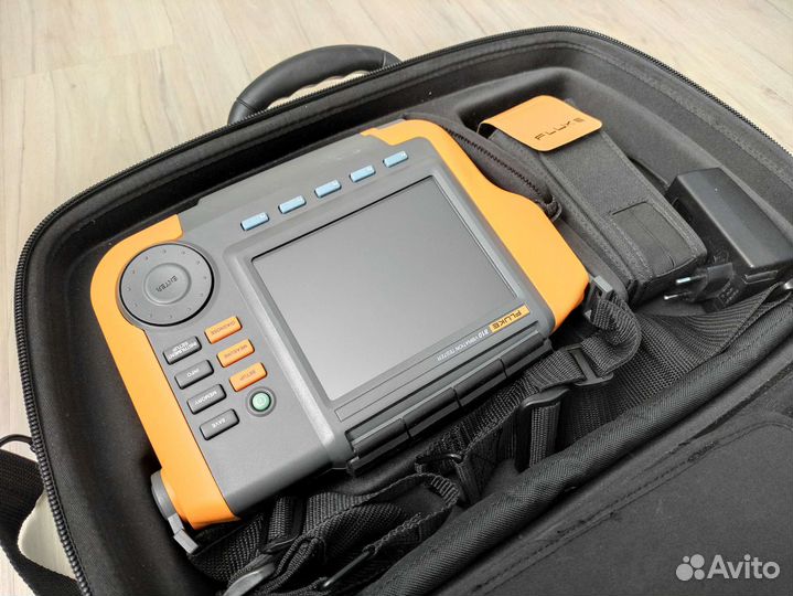 Тестер вибрации Fluke 810 оригинал