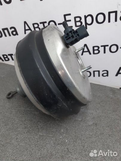 Вакуумный усилитель тормозов Jeep Grand Cherokee