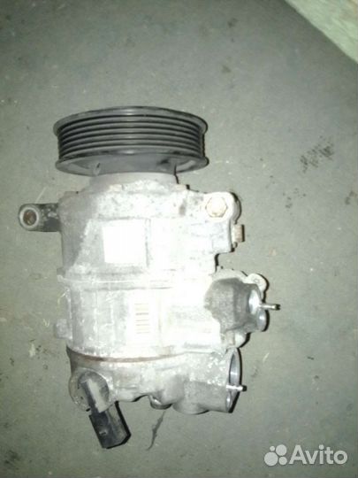 Компрессор кондиционера Шкода Октавия a5 1.8. 152